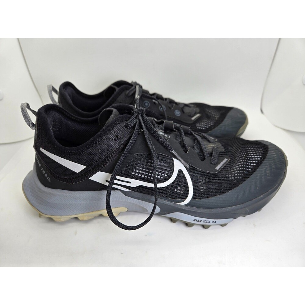 Nike Air Zoom Terra Kiger 8 Trail Shoes Womens 8.5 Black Hiking Terrain Sneakers
